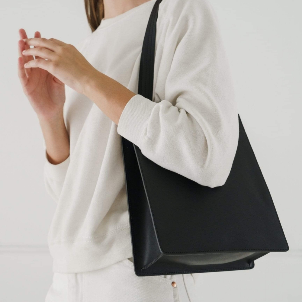 NWT Baggu Medium Leather Tote